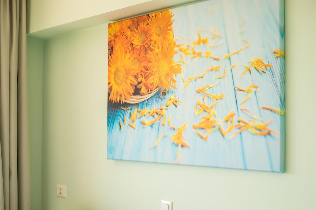 Eden Sunflower - Luxurious Apartment With Sea View Rhodes City Exterior photo